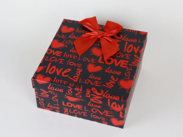 red-rectangular-love-gift-boxes