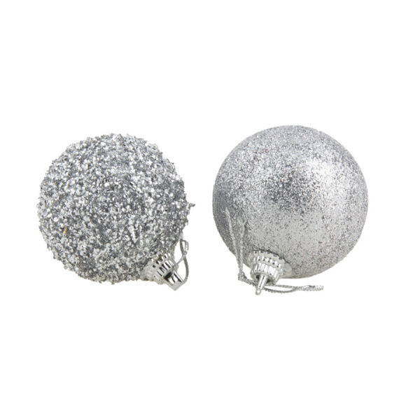 Assortment-of-Silver-Bauble